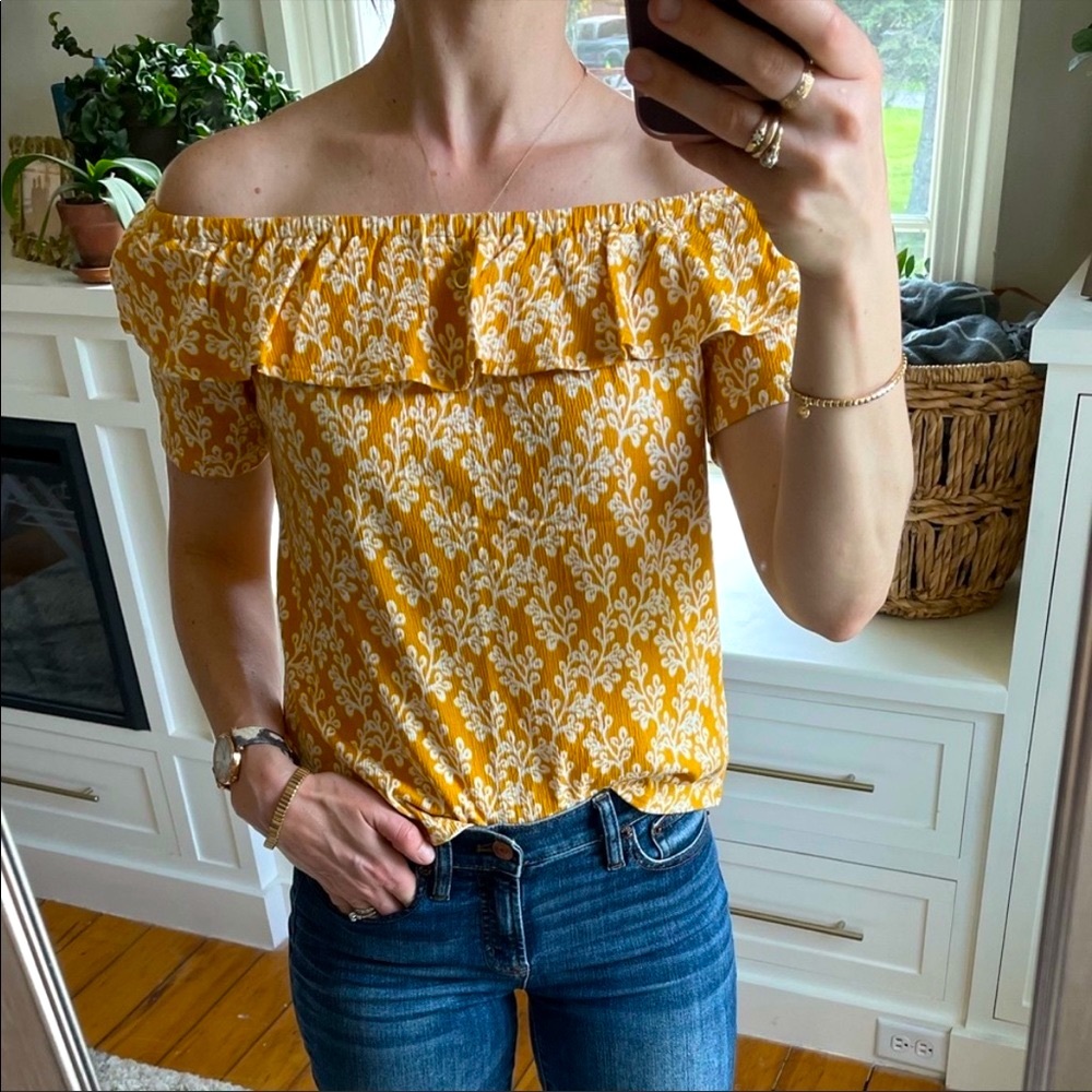 Loft off the shoulder floral crinkle top.